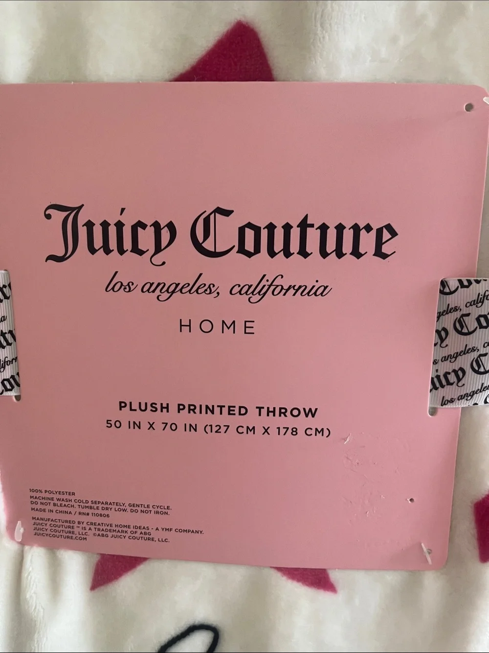 Juicy Couture 50x70” White Plush Throw with Pink Bow Print - Picture 2 of 4